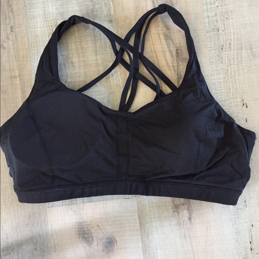 Lululemon sports bra